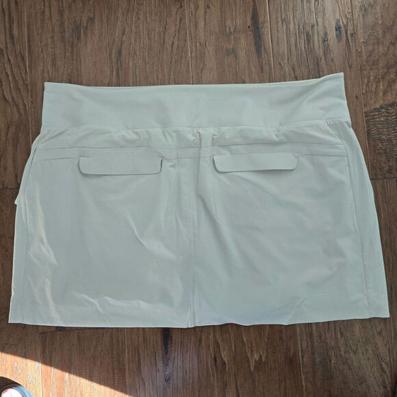 NWT Athleta Soho Skort Jupe Short mini Bone Beige Plus Size 24 active - Picture 4 of 10
